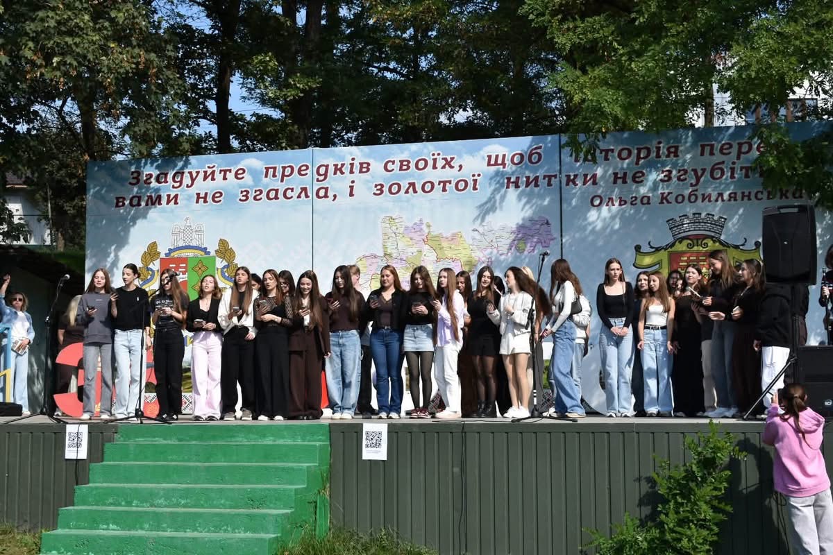 Студенти першого курсу освітньої програми «Практична психологія» на загальнофакультетській посвяті