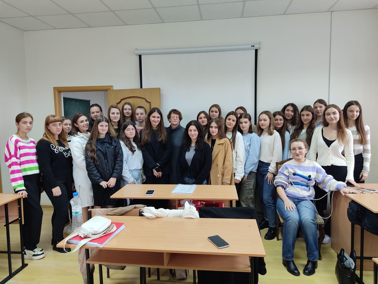 ЕКСПЕРТИЗА В СИСТЕМІ ПСИХОЛОГІЧНОЇ ПРАКТИКИ