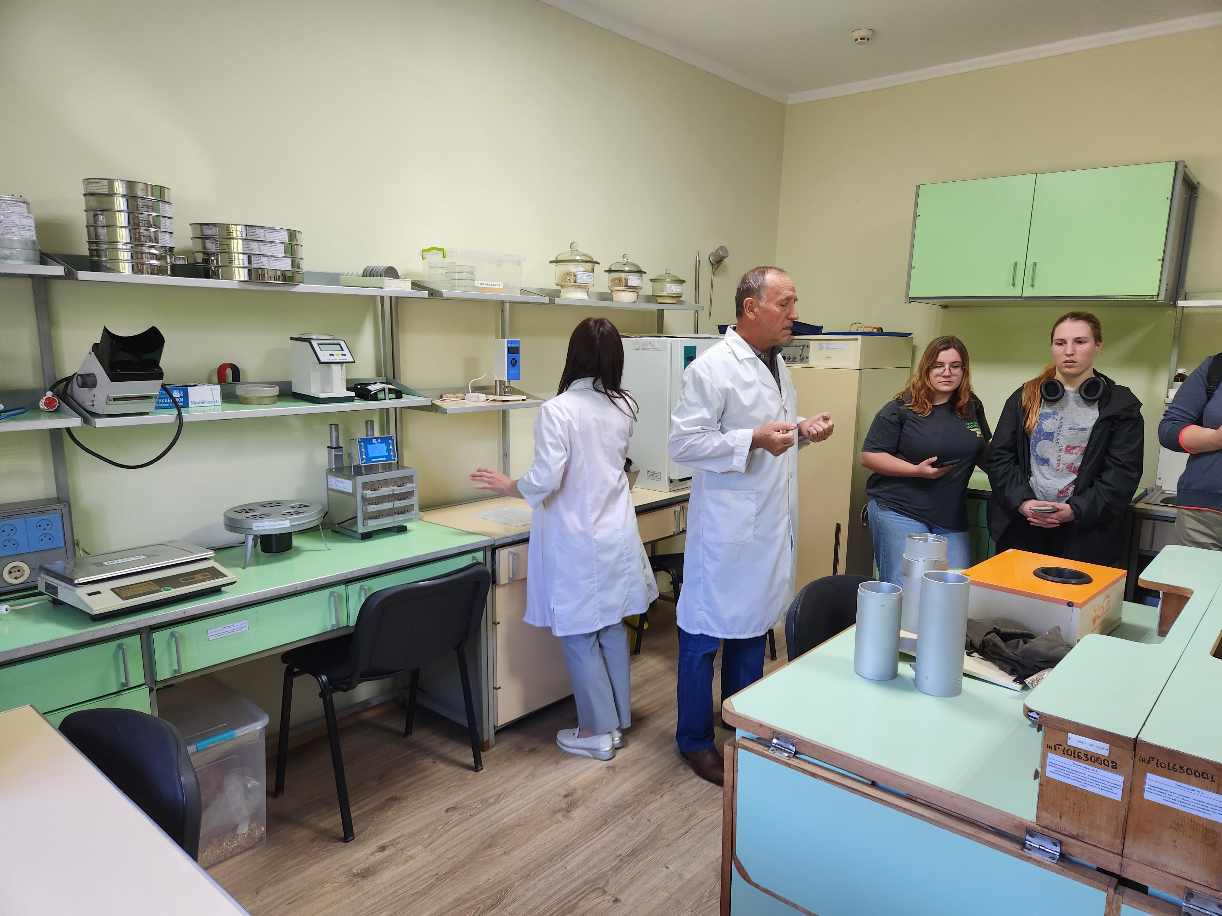Відділ визначення посівних якостей насіння та якості зерна