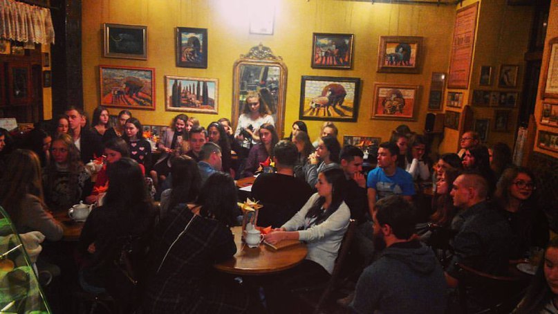 ЛІТЕРАТУРНИЙ ВЕЧІР ДО ДНЯ УКРАЇНСЬКОЇ ПИСЕМНОСТІ
