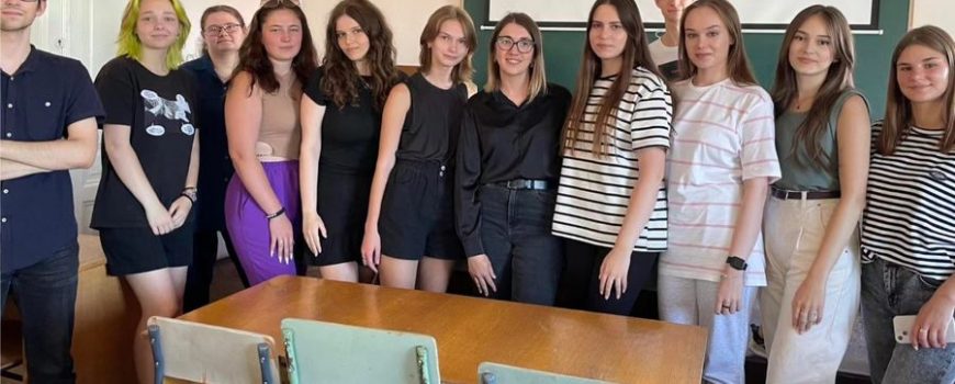 Студенти 3 курсу спеціальності “Фінанси, банківська справа, страхування та фондовий ринок” зустрілись з Іванною Храпко