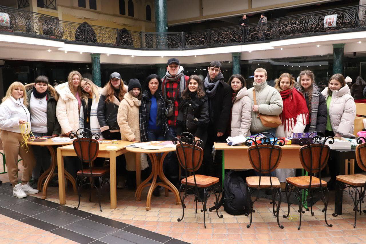 .