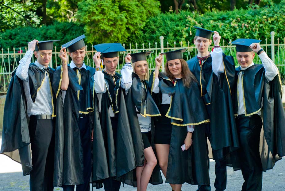 Випуск 2014