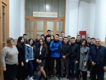 Учні багатопрофільного ліцею для обдарованих дітей на кафедрі біохімії та біотехнології