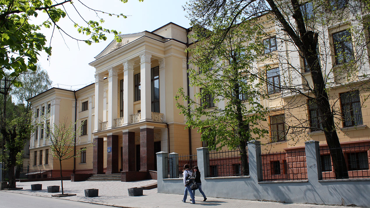 Книжковий храм і центр культури (2012)