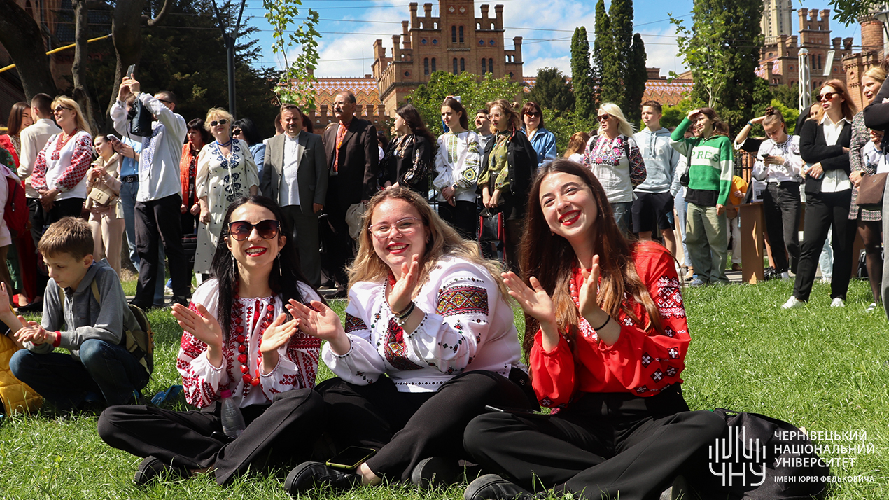 Відбулося святкування Дня вишиванки "Вишита броня"