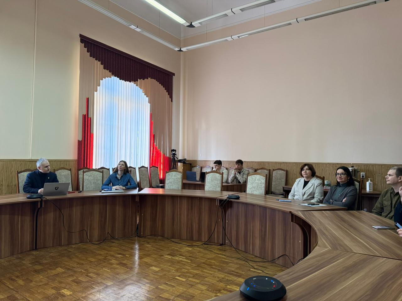 У ЧНУ відбувся науково-практичний семінар «Фундаментальні науки в гуманітарному розмінуванні»