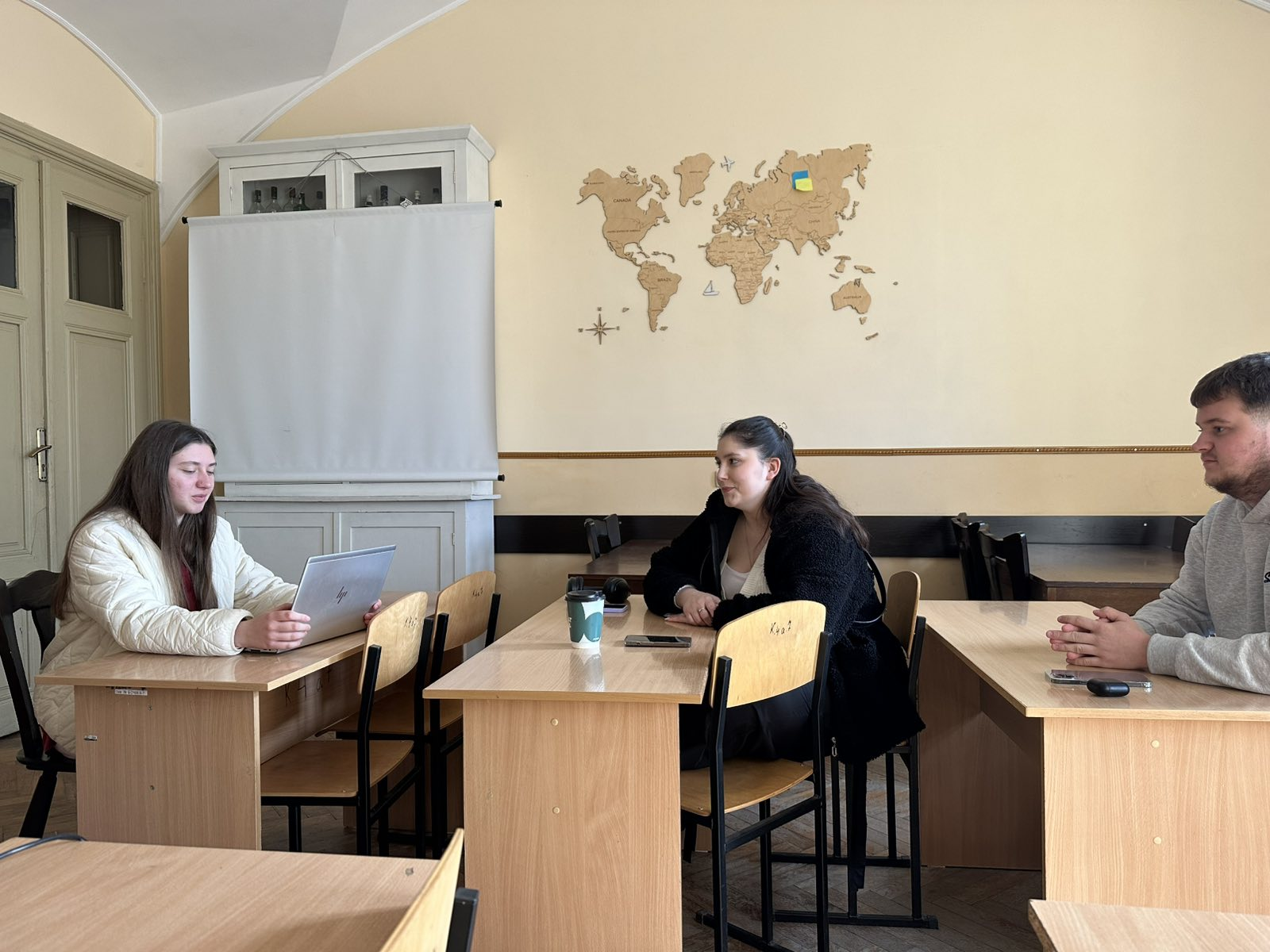 Коли географія звучить правильно: спільне заняття про мову та цифрові інструменти