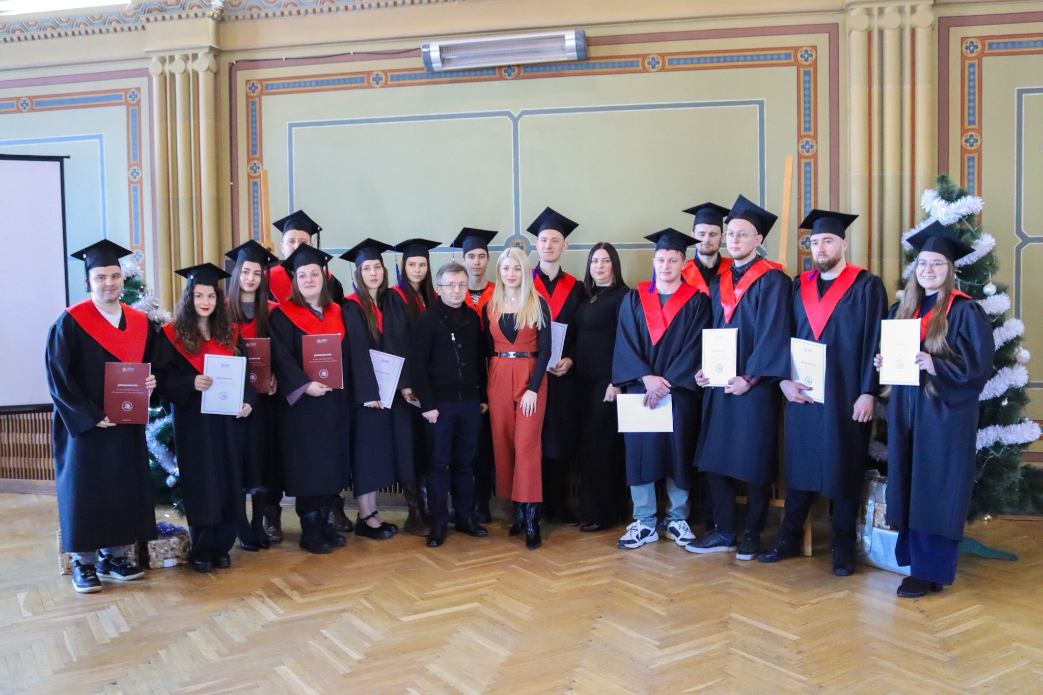 Урочисте вручення дипломів магістра випускникам факультету