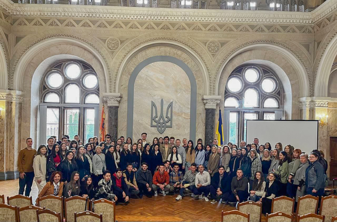 Просвітницький захід «Бути українцем сьогодні» з Олексієм Гнатковським