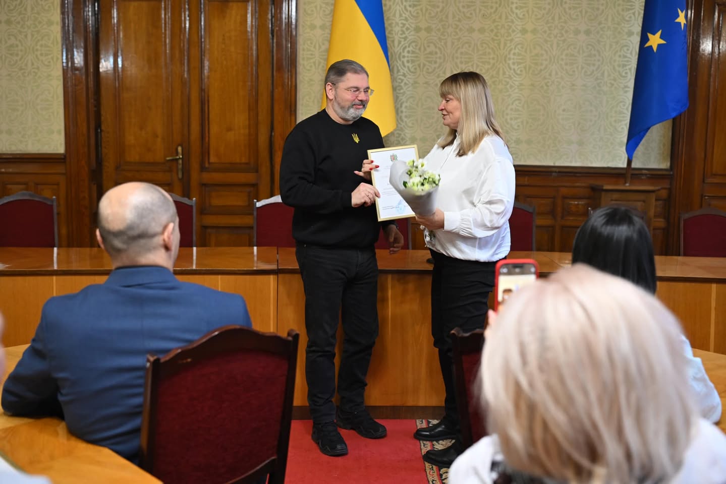 Вітаємо з одержанням почесної грамоти!