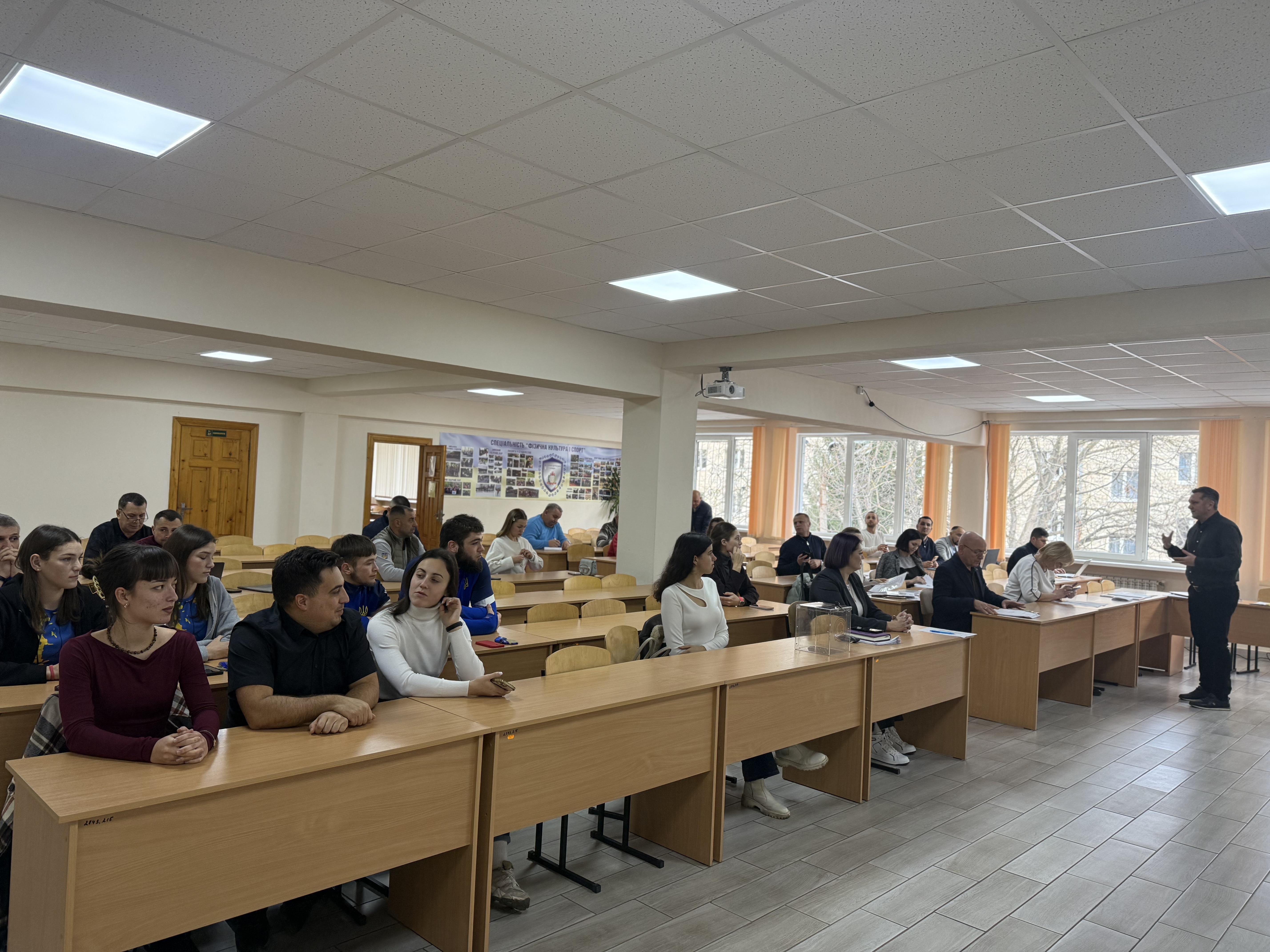 Засідання Вченої ради факультету фізичної культури, спорту та реабілітації: підсумки діяльності та відзначення студентських досягнень