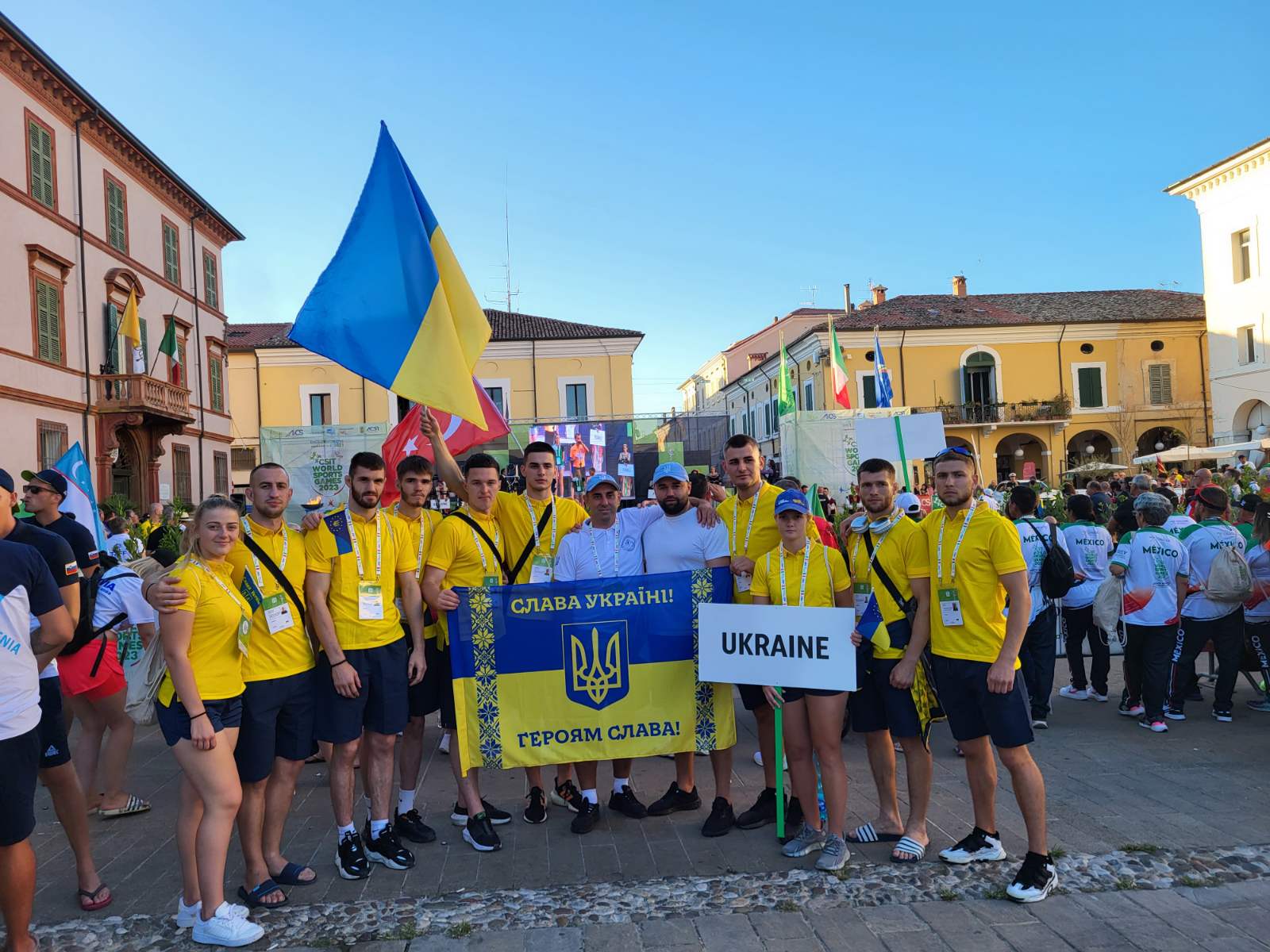 Вітаємо спортсменів з рукопашного бою!