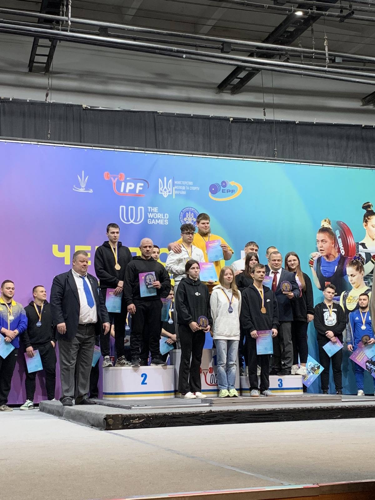 Студенти ЧНУ ім. Юрія Федьковича здобули призові місця на чемпіонаті України з пауерліфтингу