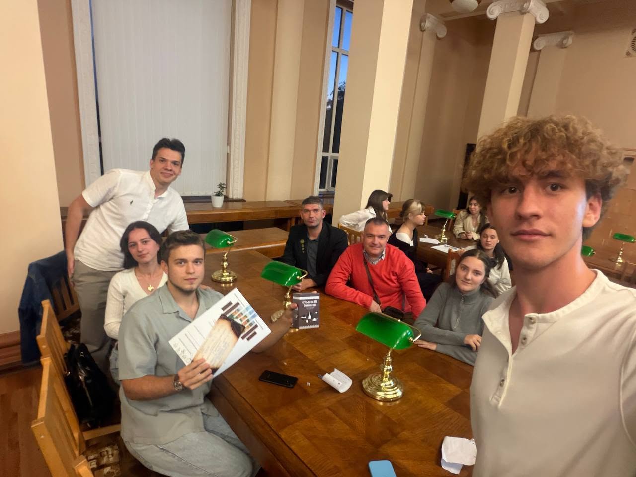Команда факультету історії, політології та міжнародних відносин здобула третє місце в університетському благодійному турнірі "Ігри розуму"
