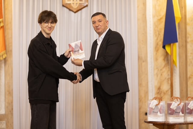 Світлина 12
