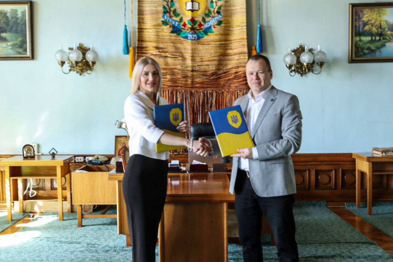Університет підписав Меморандум і Договір з БО "Цвічена нація" для підтримки обдарованих студентів