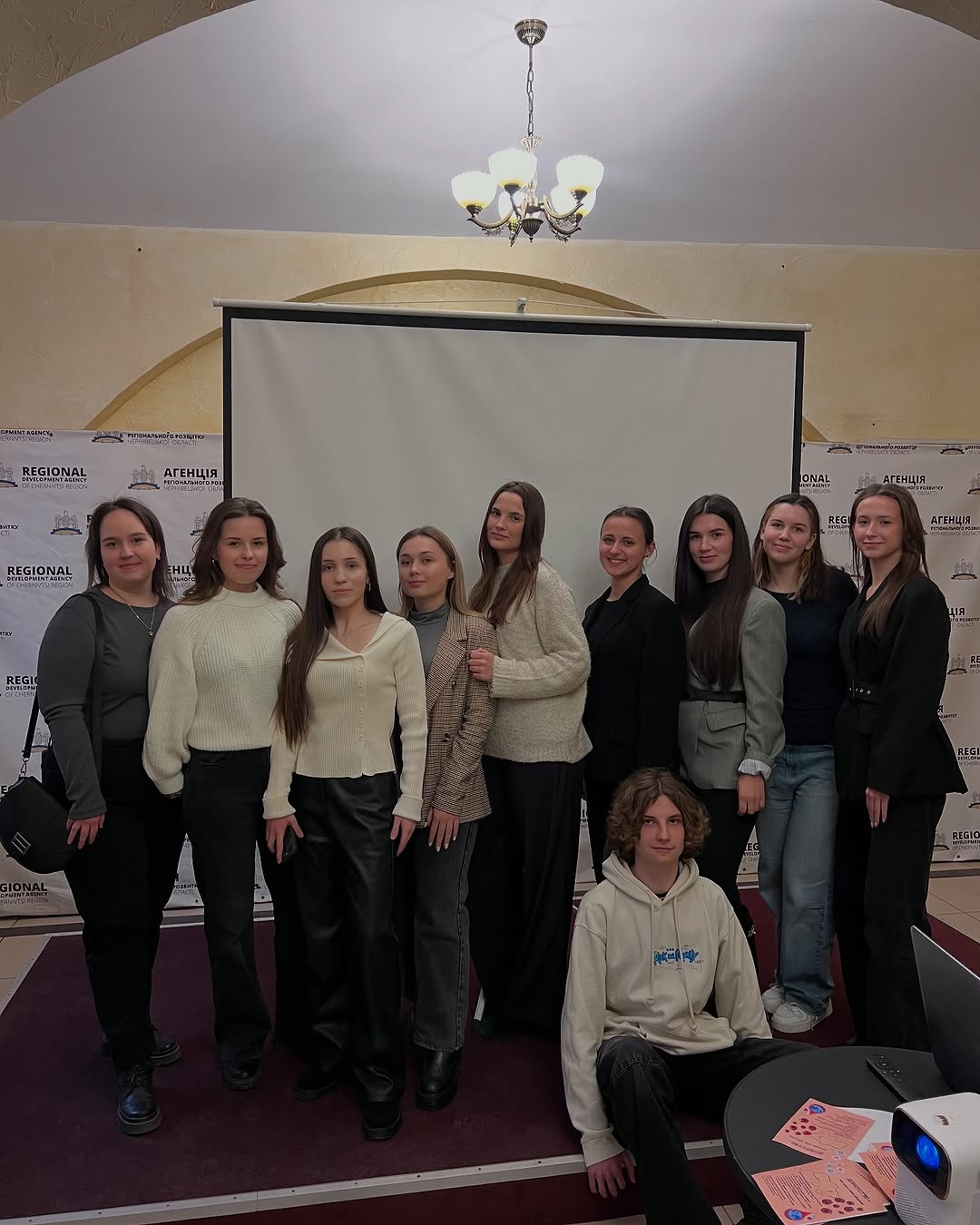 Студенти-маркетологи на волонтерському форумі: поєднання знань і добрих справ!