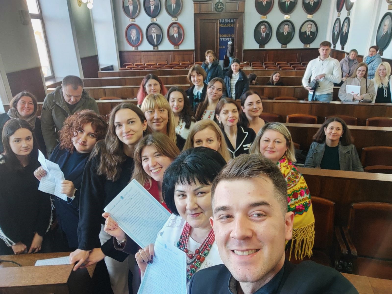 УКРАЇНСЬКА МОВА ЯК ВАЖЛИВИЙ ЧИННИК ДЕРЖАВНОСТІ