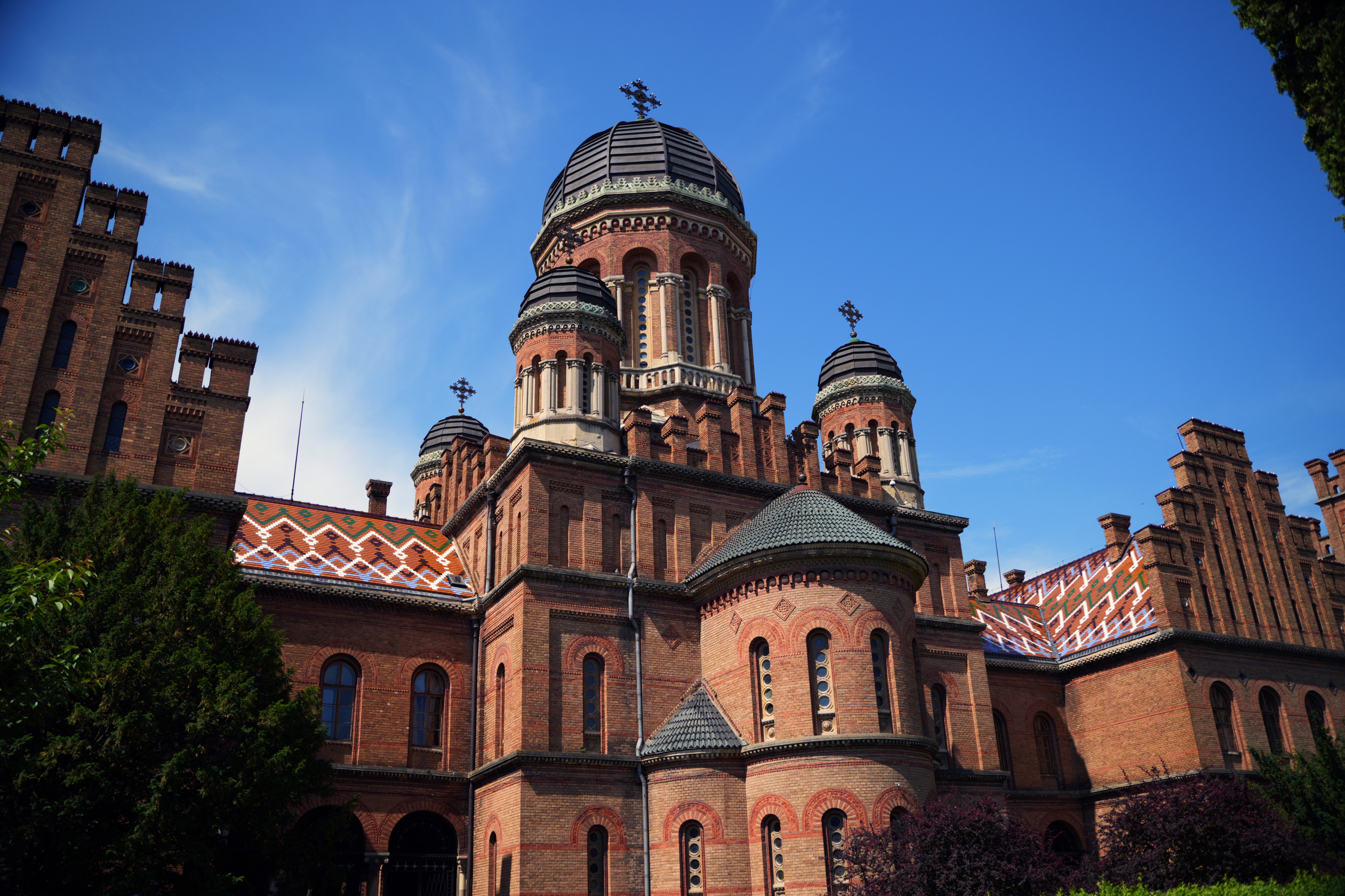 Розклад богослужінь страсного тижня та Великодня 2024 року