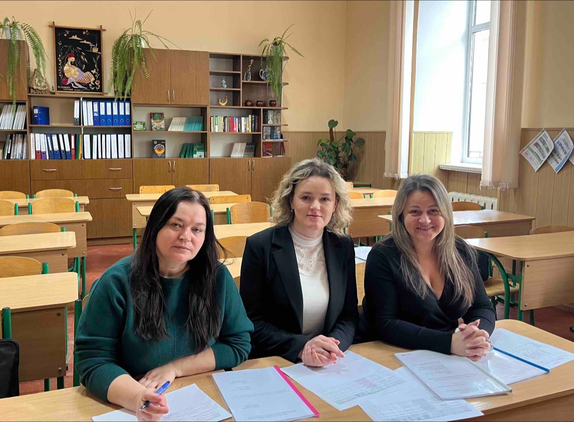 ВИКЛАДАЧІ ФАКУЛЬТЕТУ — ЧЛЕНИ ЖУРІ КОНКУРСУ МАН