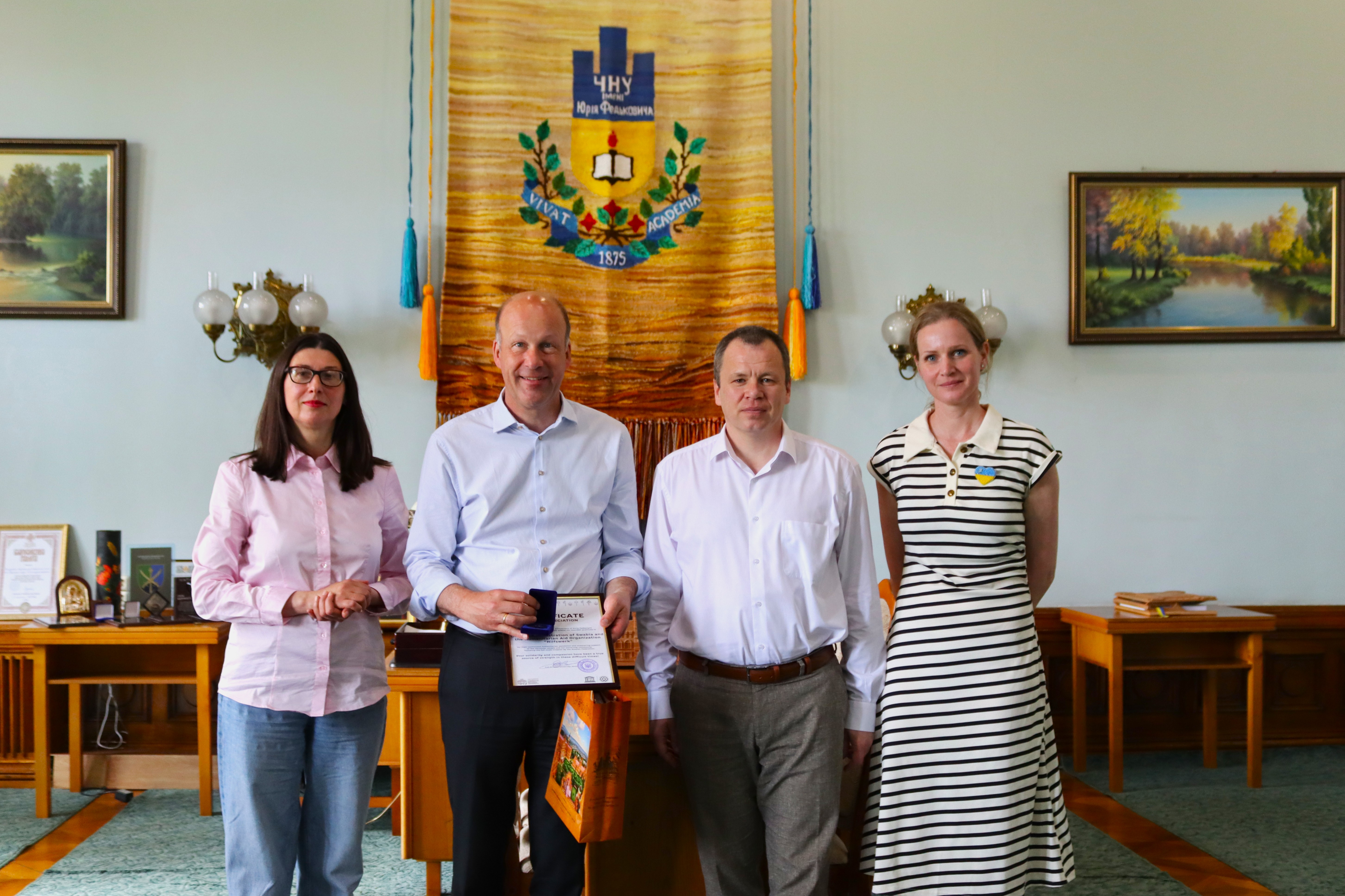 Партнерство ЧНУ із округом Швабія: від гуманітарної допомоги до академічних проєктів