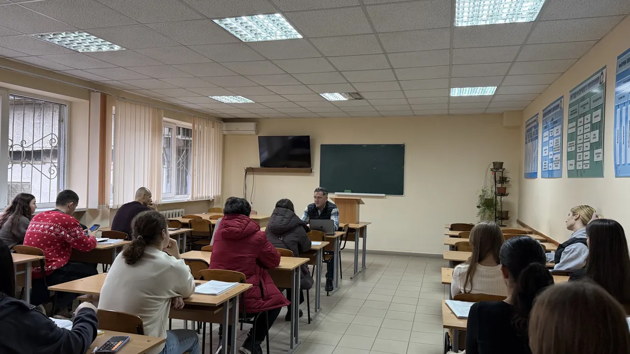 Відкрито про головне: на ФФКСР відбулася зустріч “Віч-на-віч з деканом”