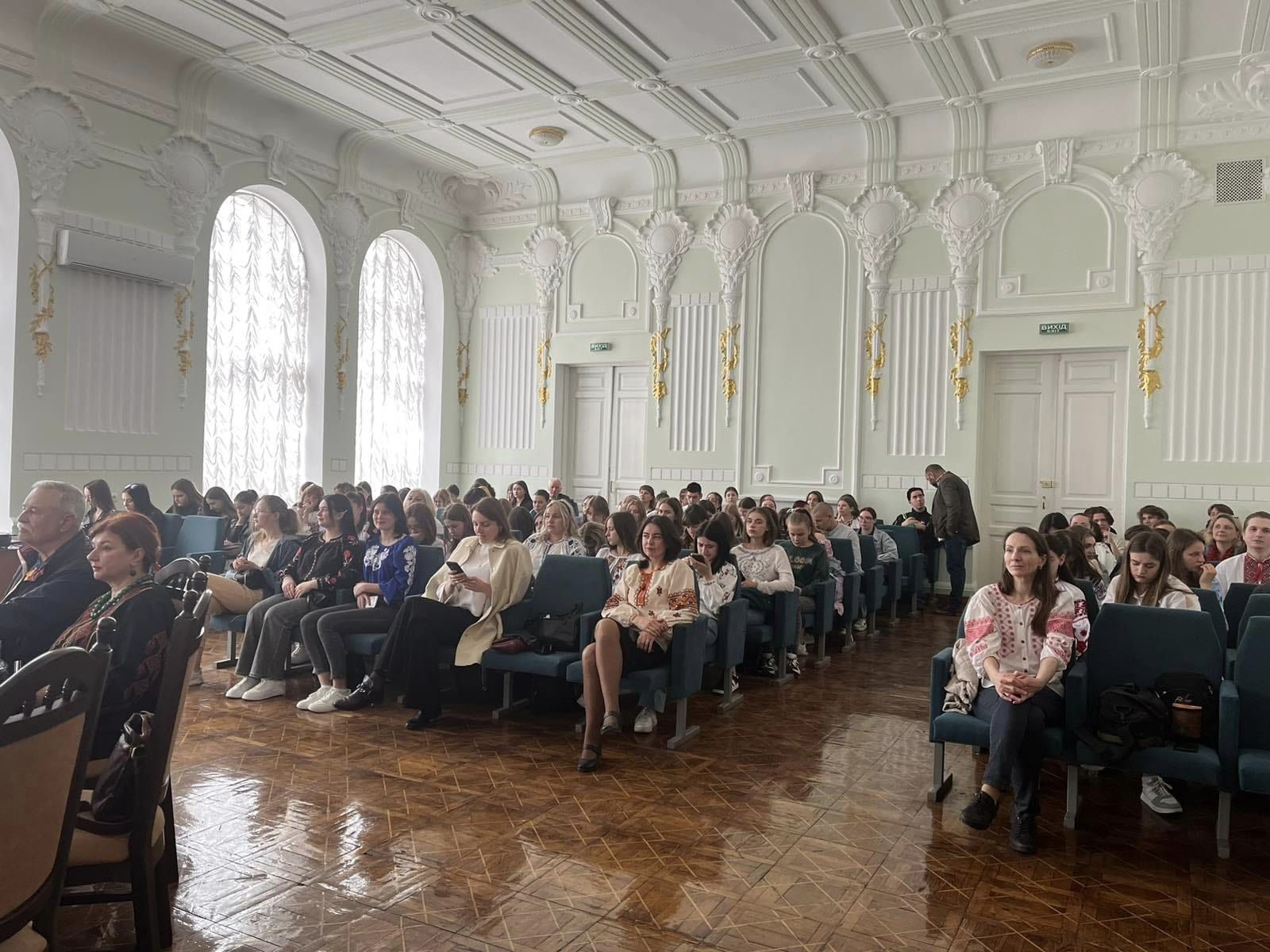 Участь у міжнародній науково-практичній конференції «Естетичні засади розвитку педагогічної майстерності викладачів мистецьких дисциплін»
