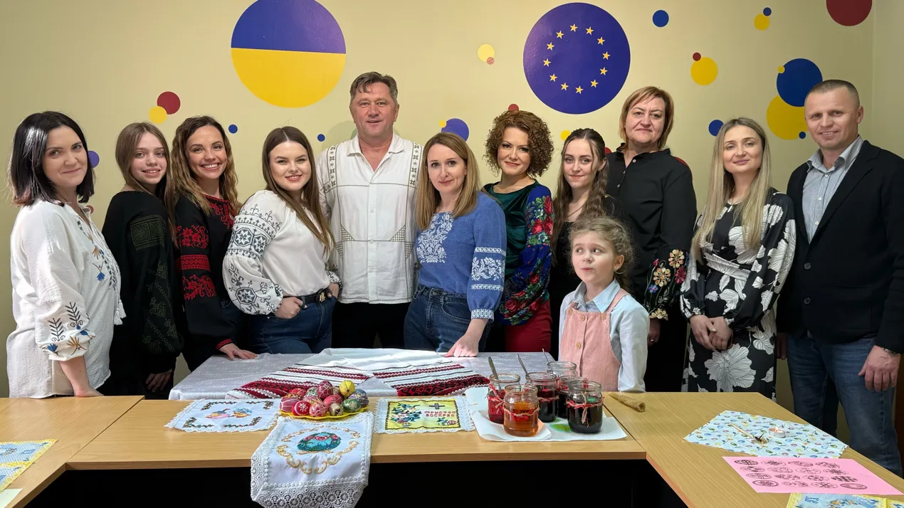 Традиції, що живуть: на факультеті фізичної культури, спорту та реабілітації відбувся майстер-клас із писанкарства