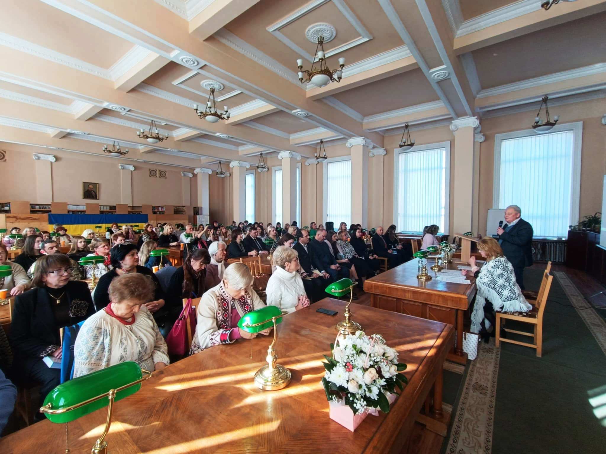 Бібліо-кафе "Літературно-мистецький фреш"