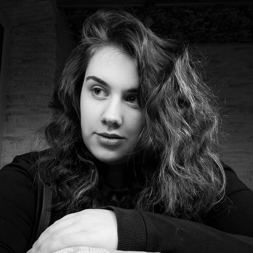 ЛЯСКОВСЬКА АННА-ХРИСТИНА ІГОРІВНА (студентка 4 курсу, спеціальності "Психологія") ввійшла до рейтингу студентів Чернівецького національного університету імені Юрія Федьковича відповідно до її здобутків у навчальній, науковій, культурно-мистецькій, спортивній і громадській роботі!