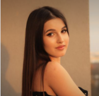 Таїсія ІЛАЩУК (ilashchuk.taisiia@chnu.edu.ua);