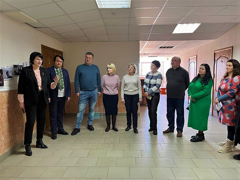 Фотовиставка «Мандрівки Володимира Івасюка Україною» 