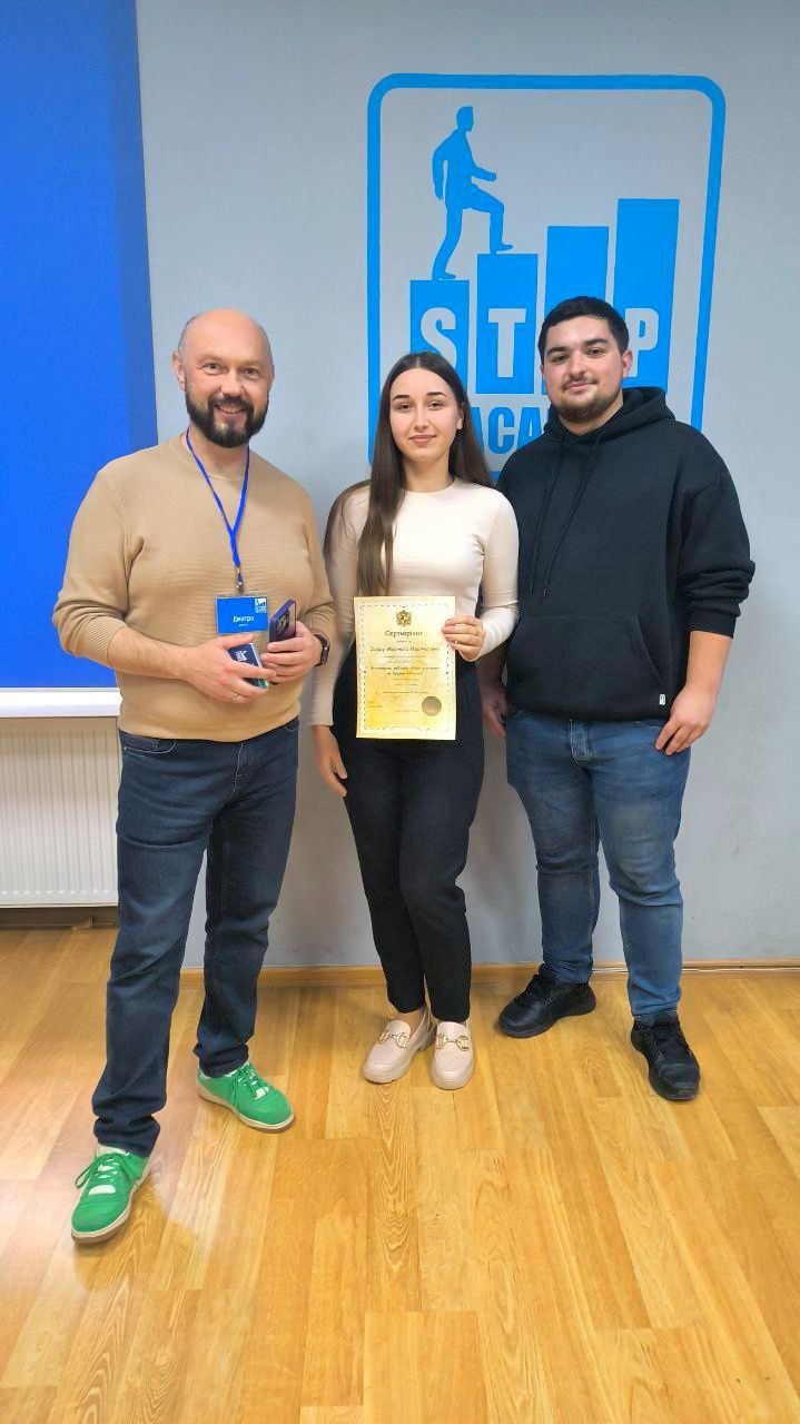 Студентка 306 групи Марчела Олару взяла участь у майстер-класі від "STEP IT Academy - Чернівці