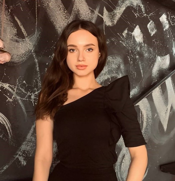 Білозор Анна Степанівна