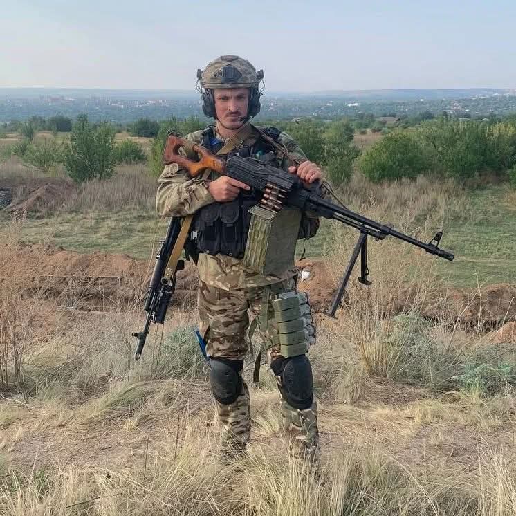 Вічна пам'ять : факультет ФКСР втратив ще одного Героя - Ореста МАЛОВАНЮКА, випускника 2021року