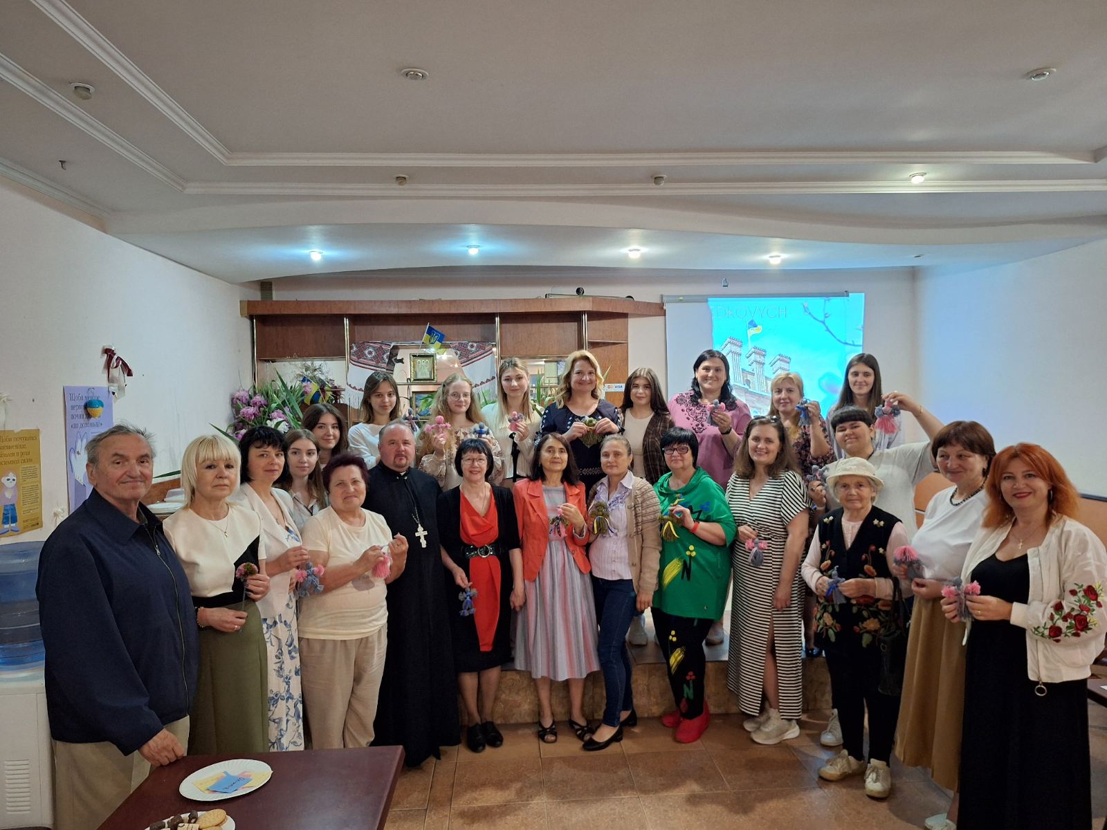 Батьківська сила: крізь слово, традицію і пам'ять