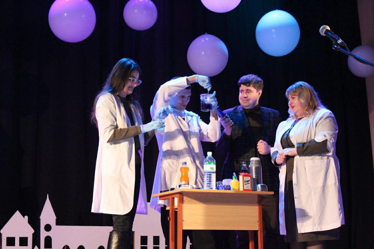 Науковці ННІБХБ представили науковий простір «ВУЛик» на Всеукраїнському форумі позашкільної освіти