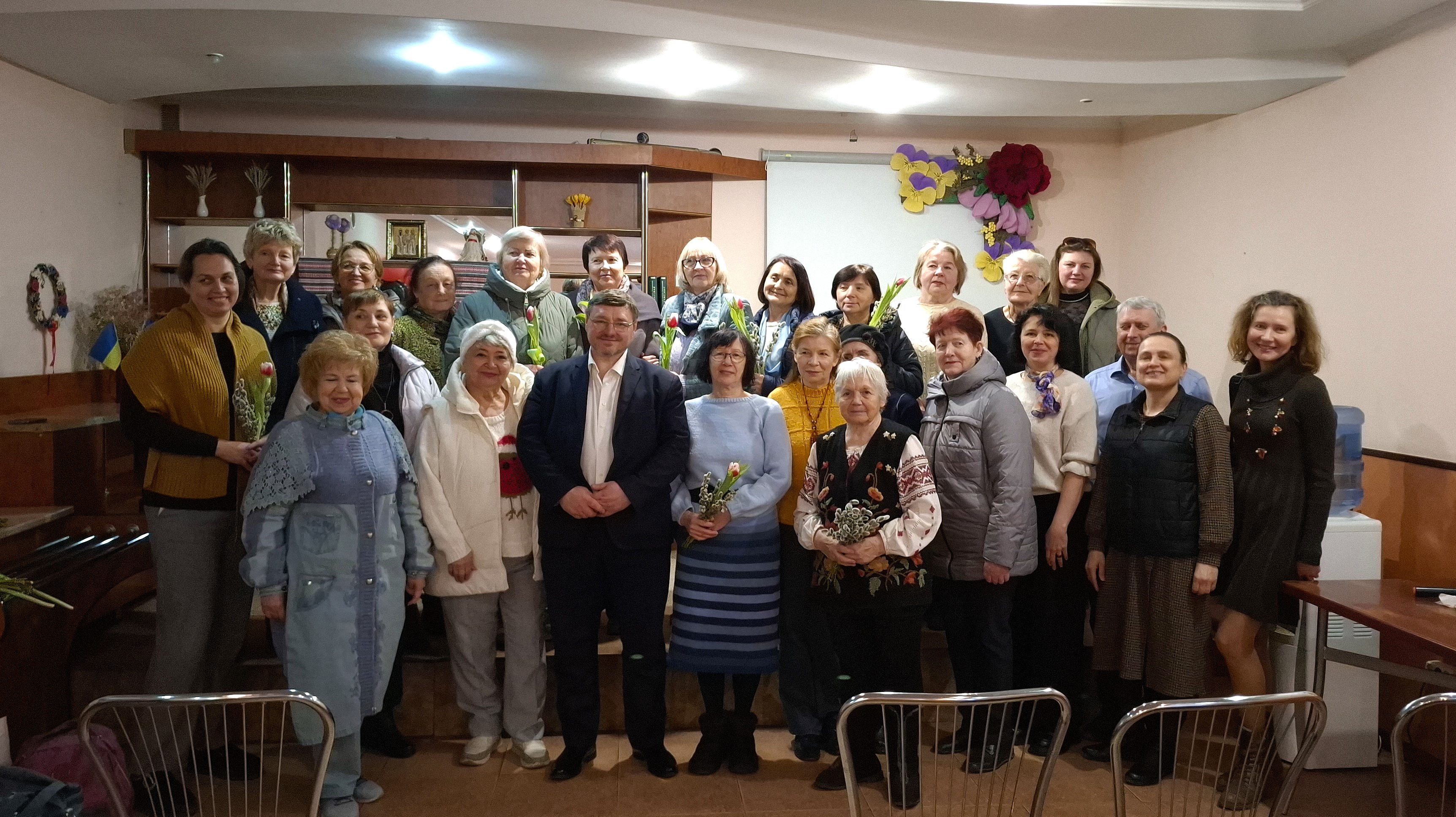 Симфонія життєвих сенсів: у стінах університетського простору звучала поезія Михайла Графова