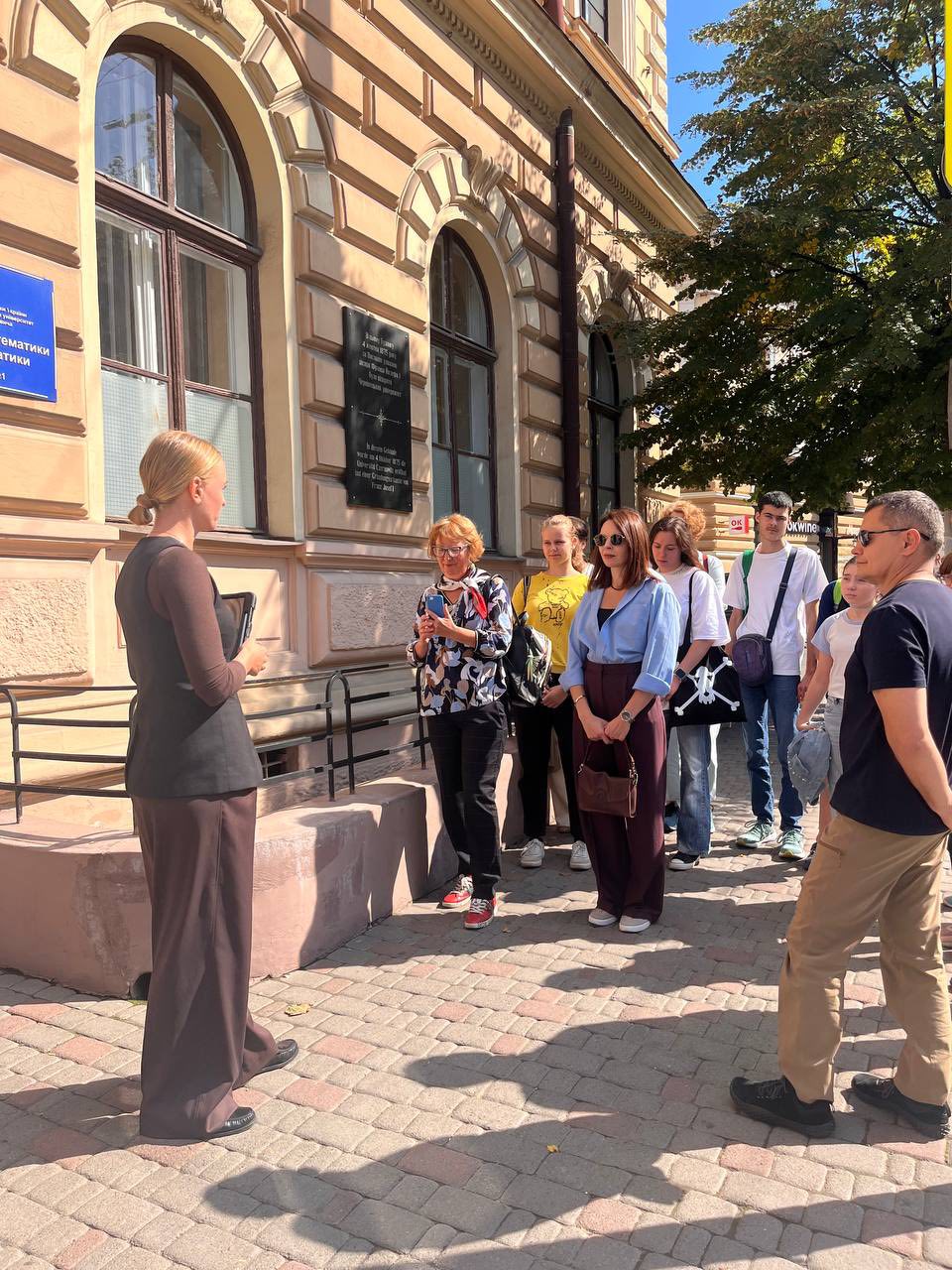 549616602_3925514894405109_6971551685302015727_n