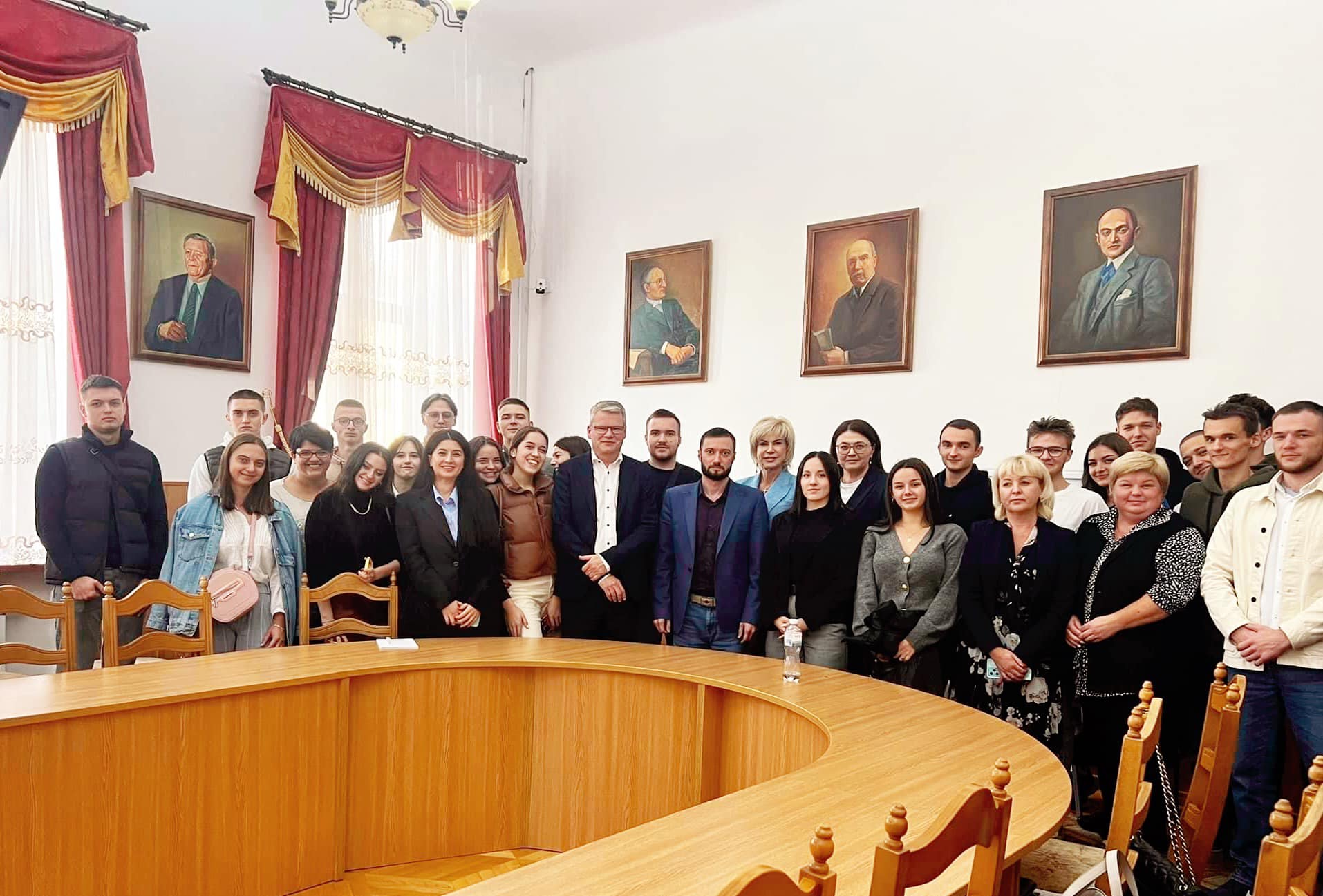 Боротьба з корупцією: інформація з перших уст