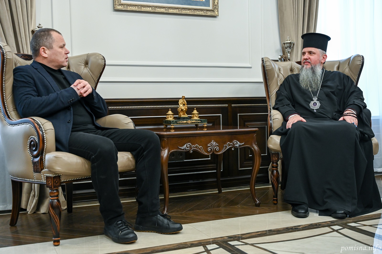 Розвиток освіти та духовних цінностей: зустріч ректора ЧНУ імені Юрія Федьковича з Митрополитом Епіфанієм