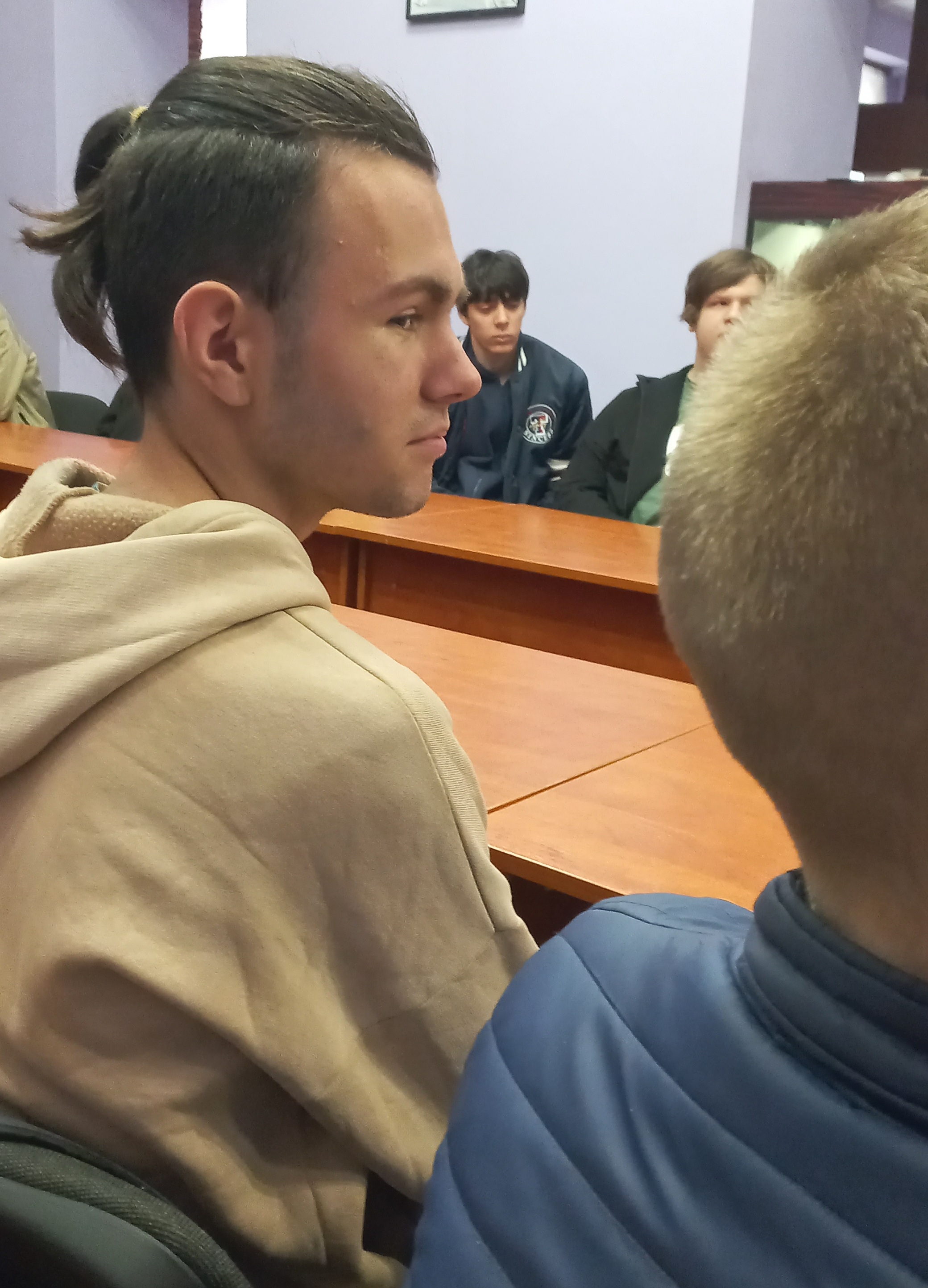 Переглянути фото