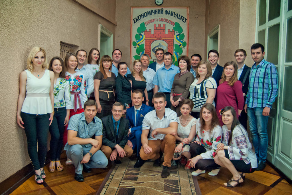 Випуск 2015