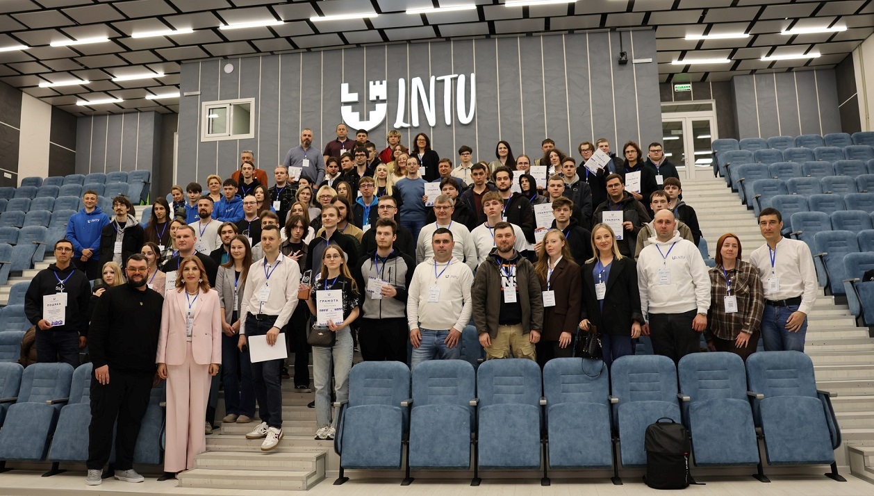 Команда ЧНУ Shell успішно виступила на «LNTU CyberHackathon 2026»