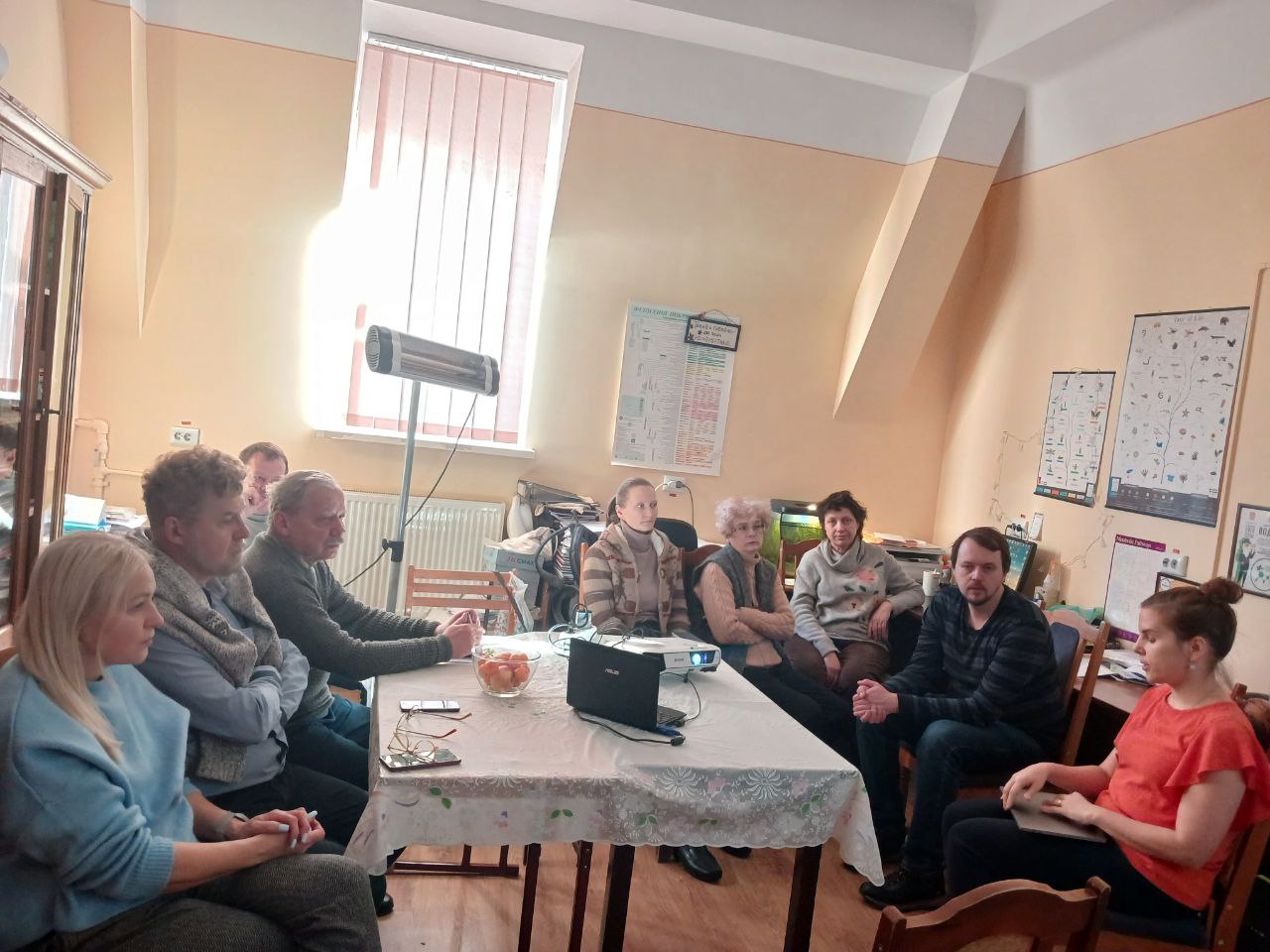 Випускниця кафедри Єлена Мельник завітала із Швейцарії в гості