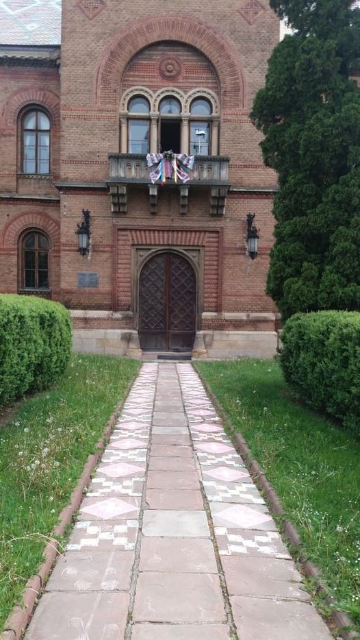день вишиванки1