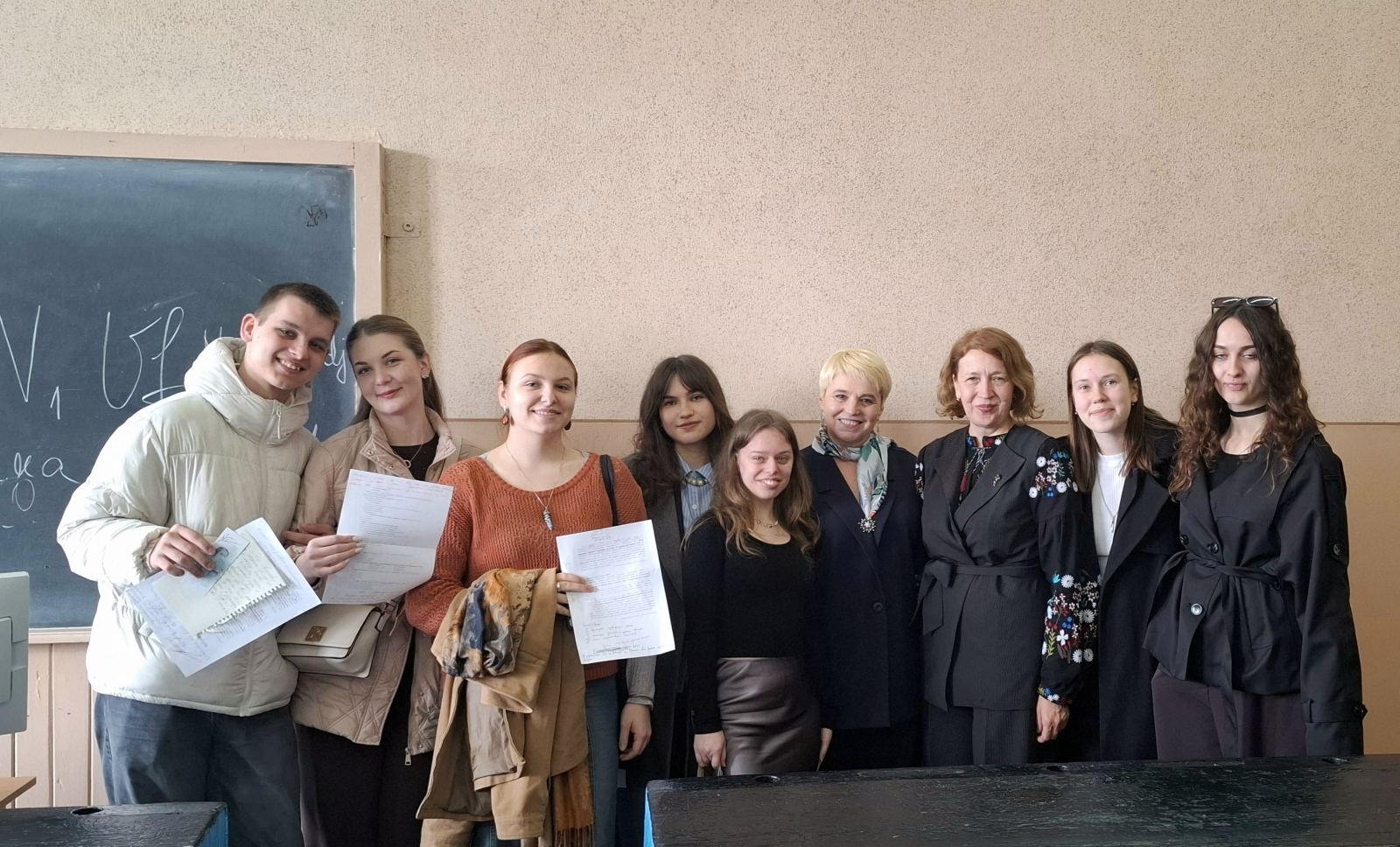 Синтаксис без кордонів: як спільна пара об’єднала філологів Чернівців та Ужгорода
