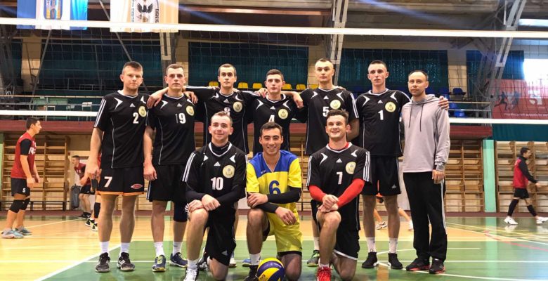 ВІТАЄМО ВОЛЕЙБОЛЬНУ КОМАНДУ ЧНУ З БРОНЗОВИМИ НАГОРОДАМИ НА ВСЕУКРАЇНСЬКОМУ ТУРНІРІ В ІВАНО-ФРАНКІВСЬКУ