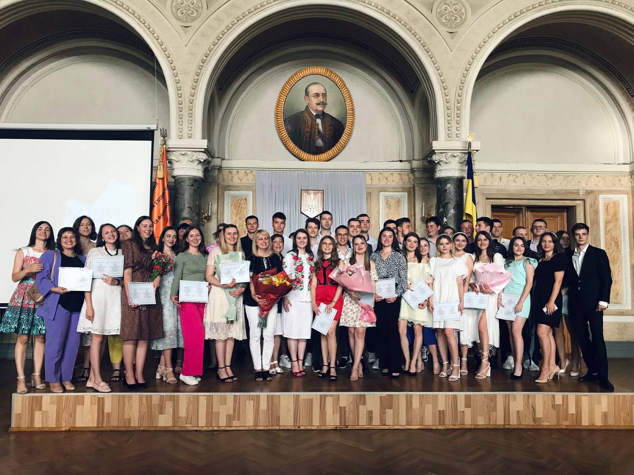 Вітаємо бакалаврів 2022!
